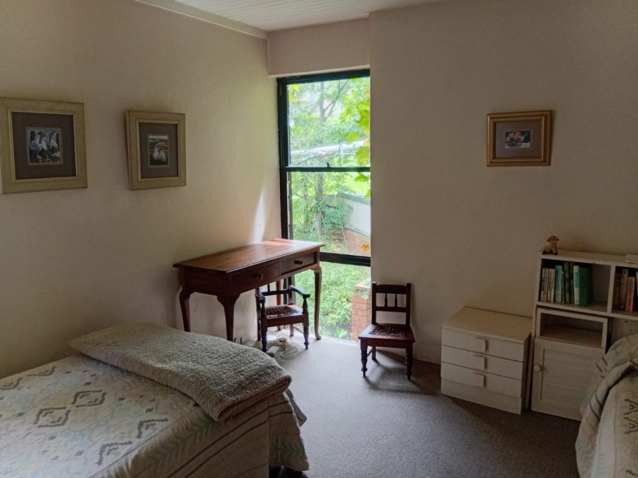 5 Bedroom Property for Sale in Clarens Free State